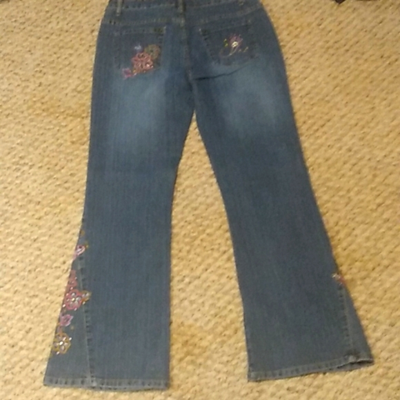 Arizona Jeans Company, Girls size 14.5 plus, embellished flare leg jeans - Picture 6 of 6